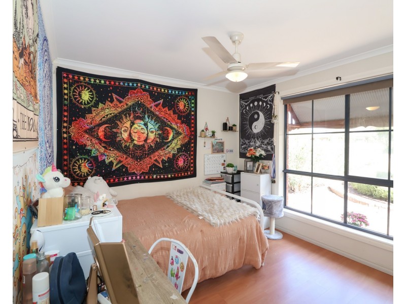 6 Wilkins Grove, Swan Hill VIC 3585