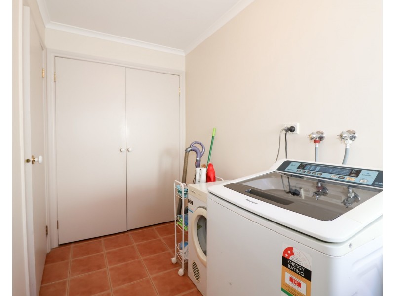 6 Wilkins Grove, Swan Hill VIC 3585