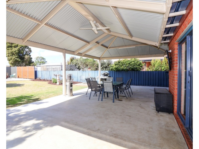 6 Wilkins Grove, Swan Hill VIC 3585