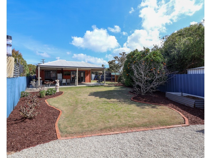 6 Wilkins Grove, Swan Hill VIC 3585
