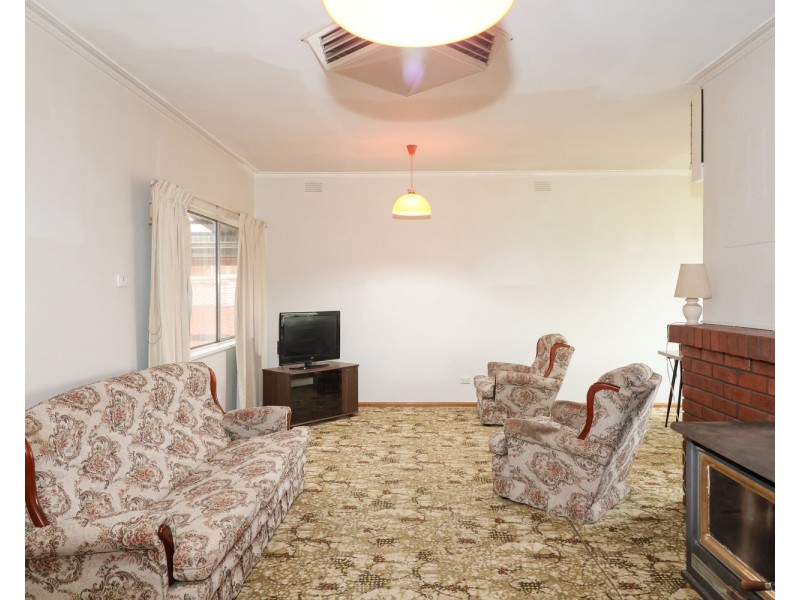 18 Elizabeth Street, Nyah West VIC 3595