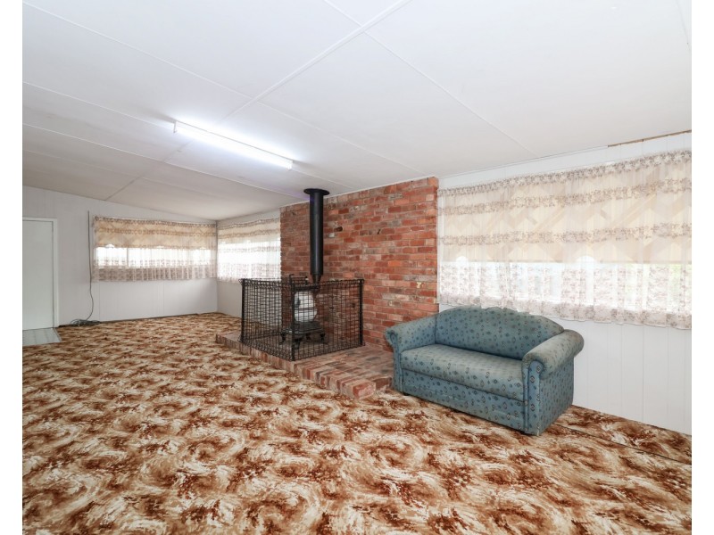 18 Elizabeth Street, Nyah West VIC 3595