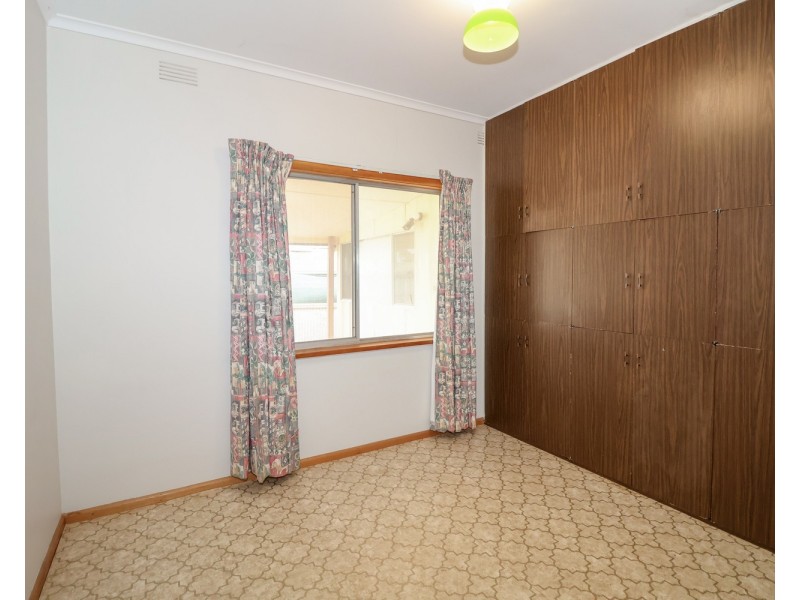 18 Elizabeth Street, Nyah West VIC 3595