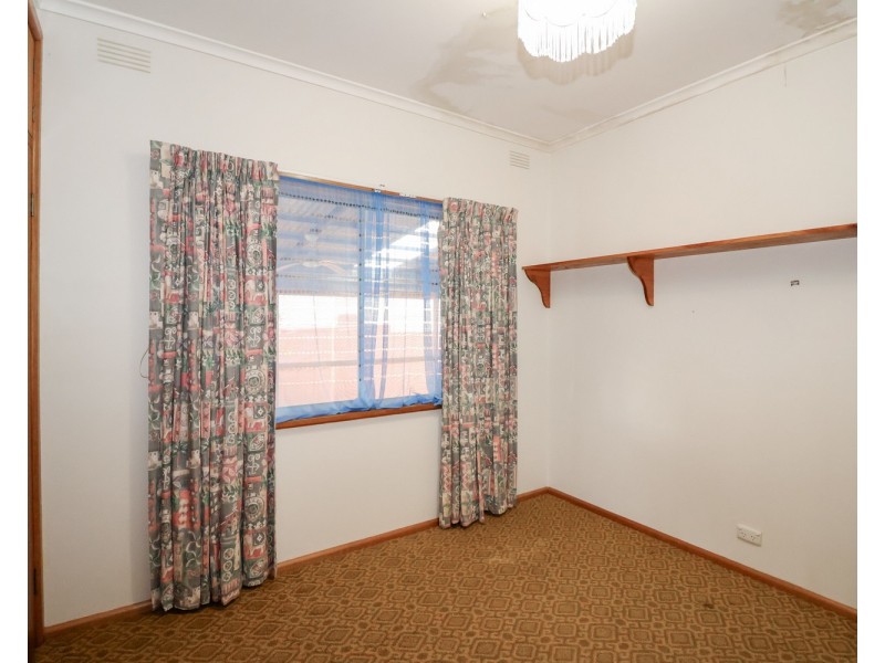 18 Elizabeth Street, Nyah West VIC 3595