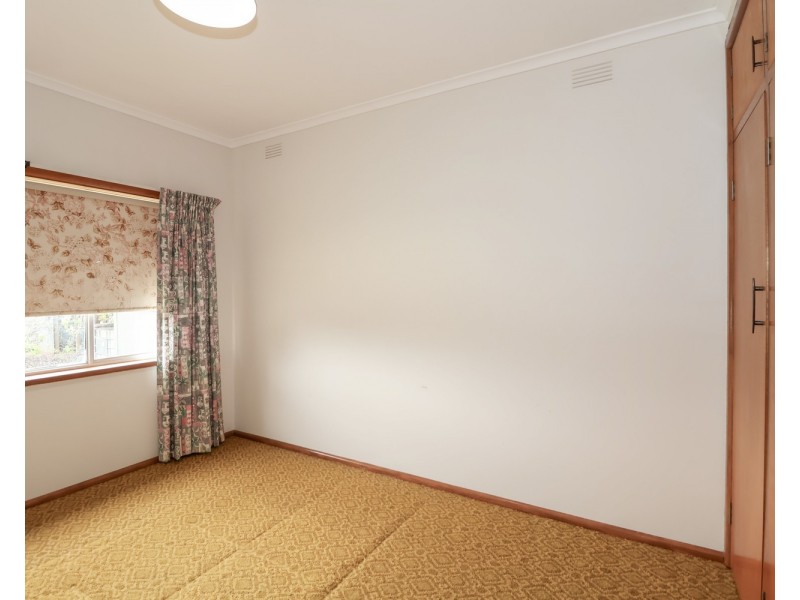 18 Elizabeth Street, Nyah West VIC 3595