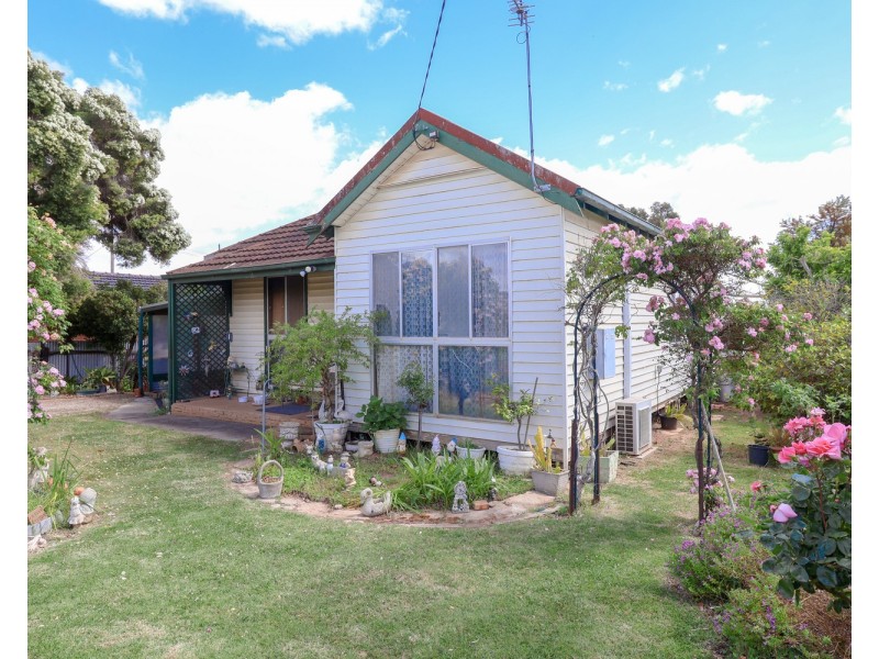 38 Allan Street, Nyah West VIC 3595