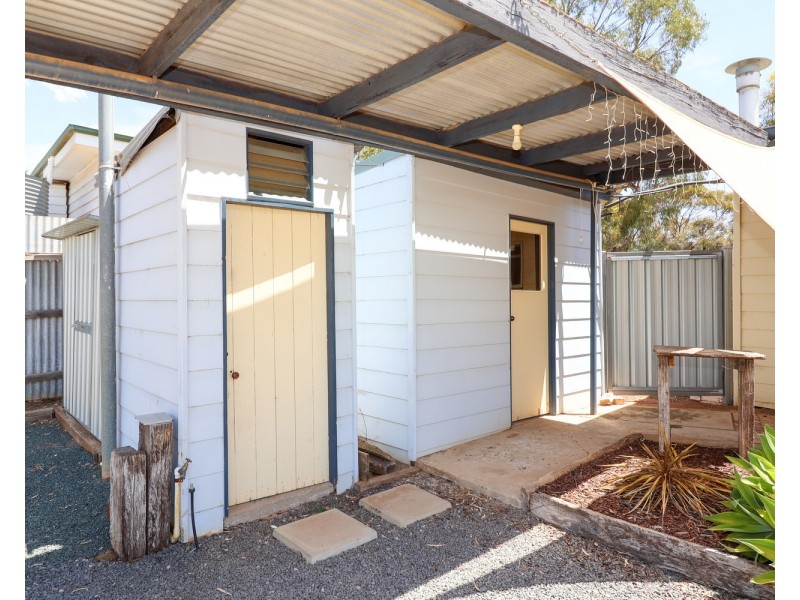 122 Stradbroke Avenue, Nyah VIC 3594