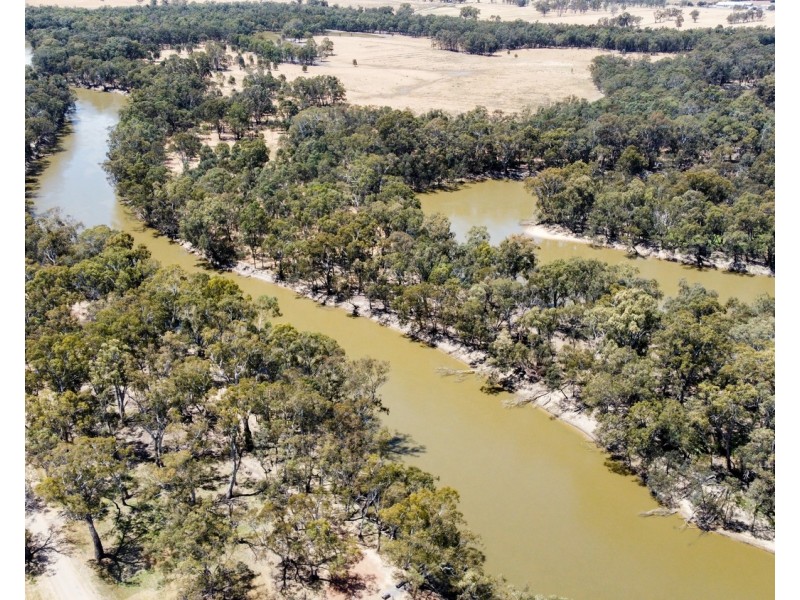 122 Stradbroke Avenue, Nyah VIC 3594