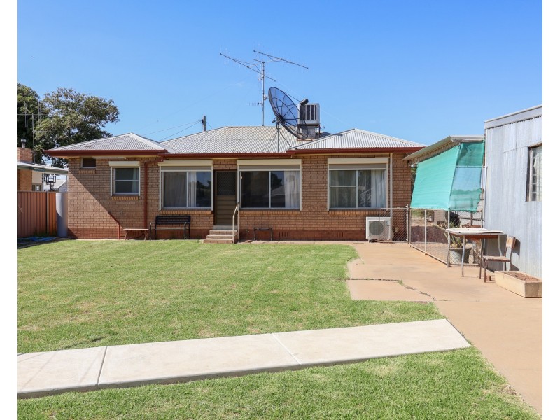 4 Wallace Street, Swan Hill VIC 3585