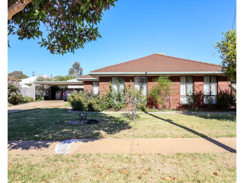 16 Logan Street, Swan Hill VIC 3585