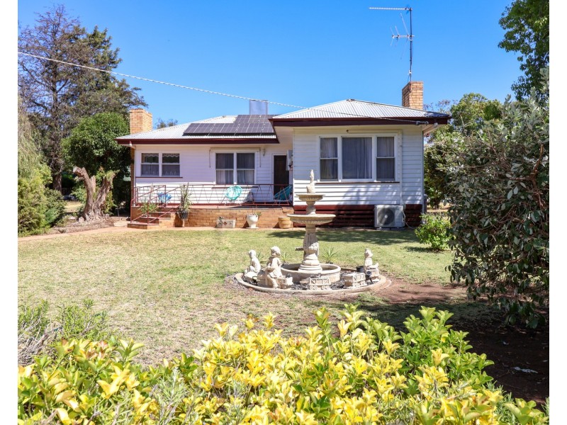 125 Stradbroke Avenue, Nyah VIC 3594