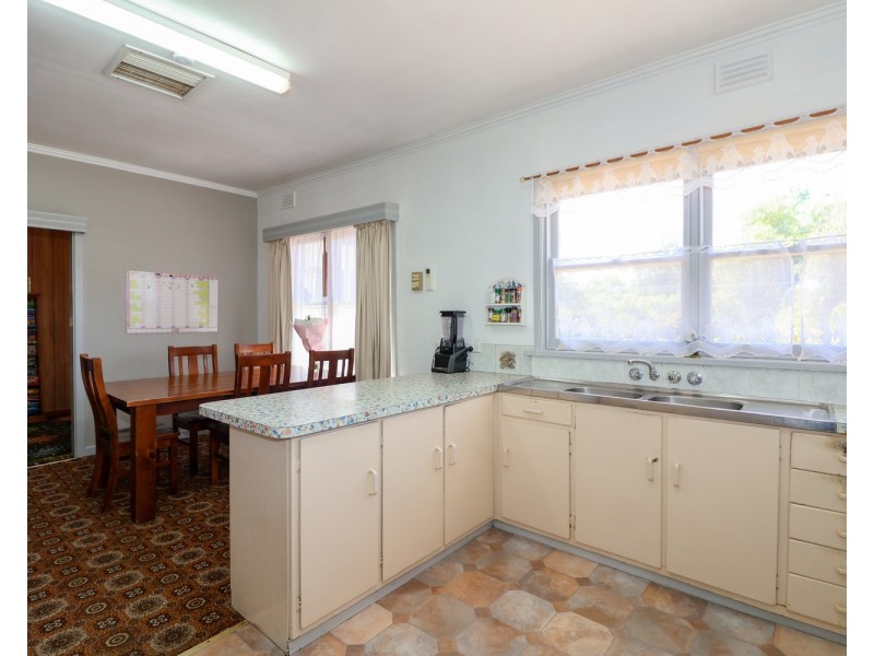 125 Stradbroke Avenue, Nyah VIC 3594