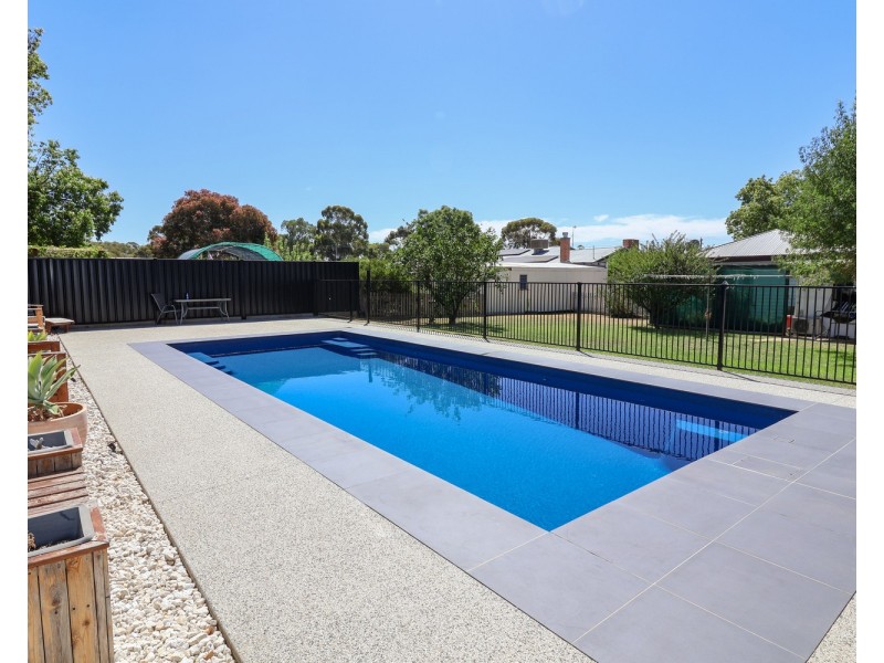 125 Stradbroke Avenue, Nyah VIC 3594