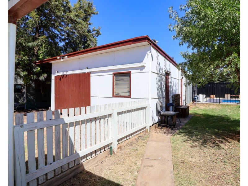 125 Stradbroke Avenue, Nyah VIC 3594