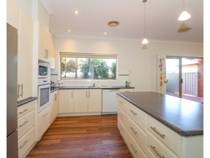 16a Beveridge Street, Swan Hill VIC 3585