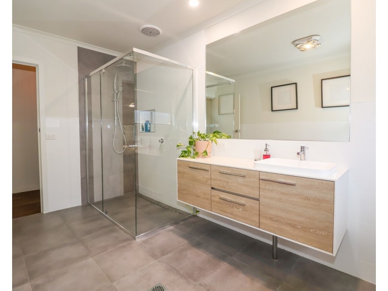 5 Boys Street, Swan Hill VIC 3585