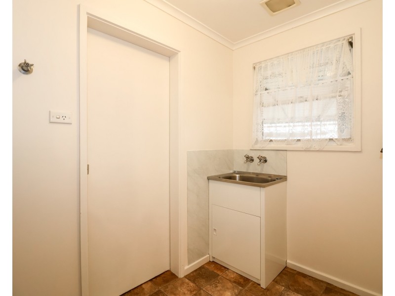 5 Harrison Crescent, Swan Hill VIC 3585