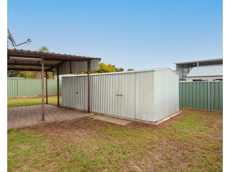 5 Harrison Crescent, Swan Hill VIC 3585