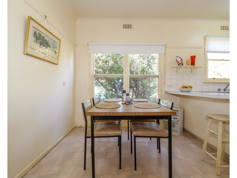 34 Naretha Street, Swan Hill VIC 3585