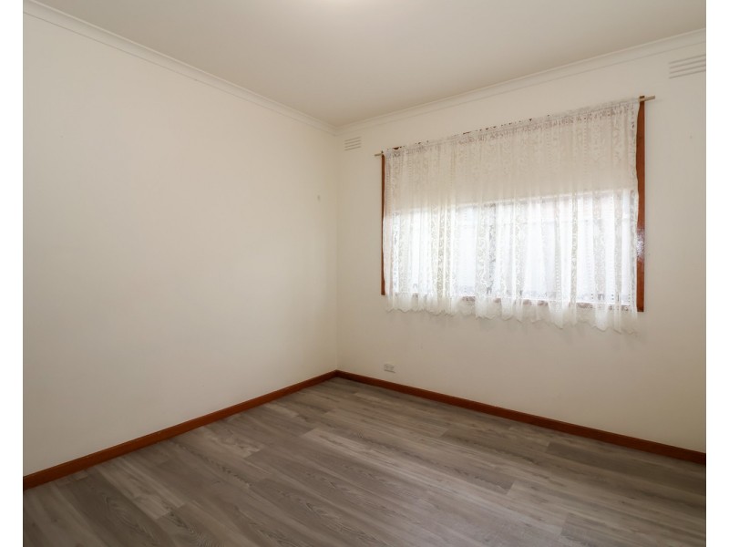 25 Domaille Crescent, Swan Hill VIC 3585