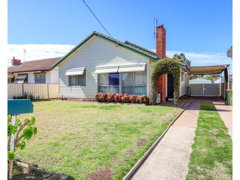 65 Thurla Street, Swan Hill VIC 3585