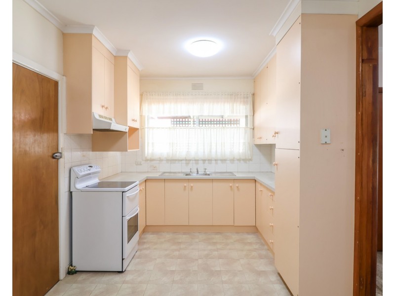 65 Thurla Street, Swan Hill VIC 3585