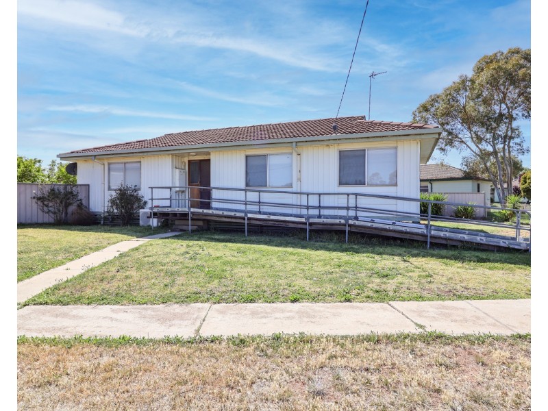 2 Chaplin Street, Swan Hill VIC 3585