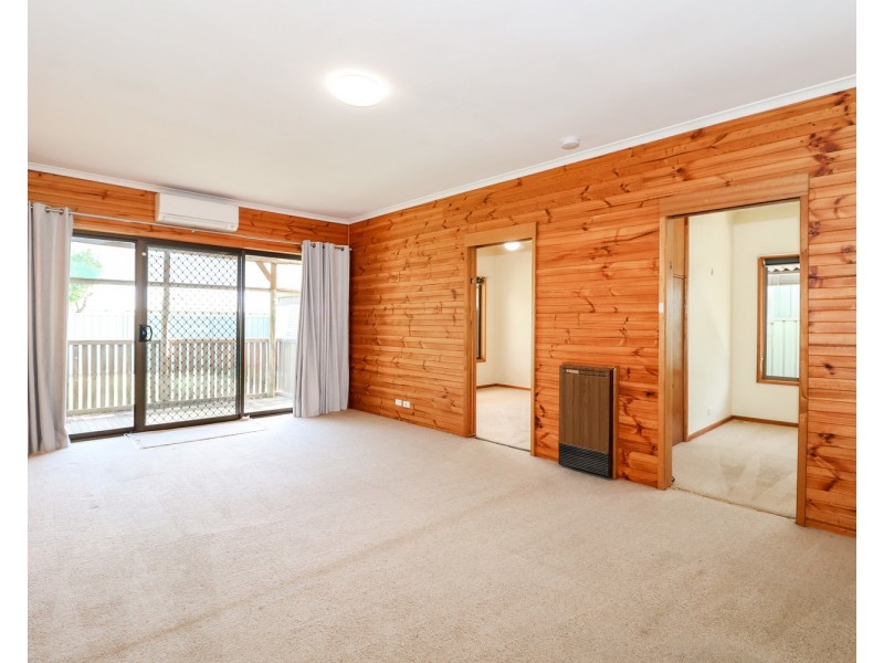 180 Stradbroke Avenue, Swan Hill VIC 3585