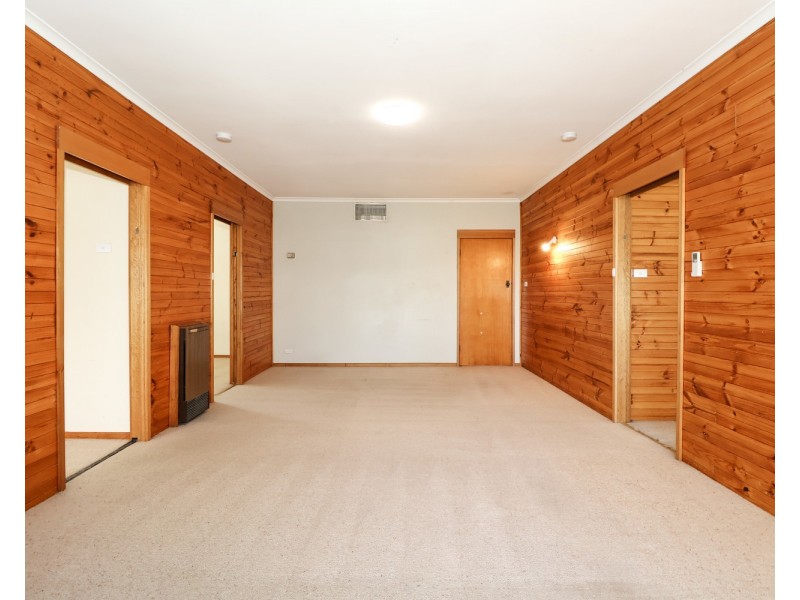 180 Stradbroke Avenue, Swan Hill VIC 3585