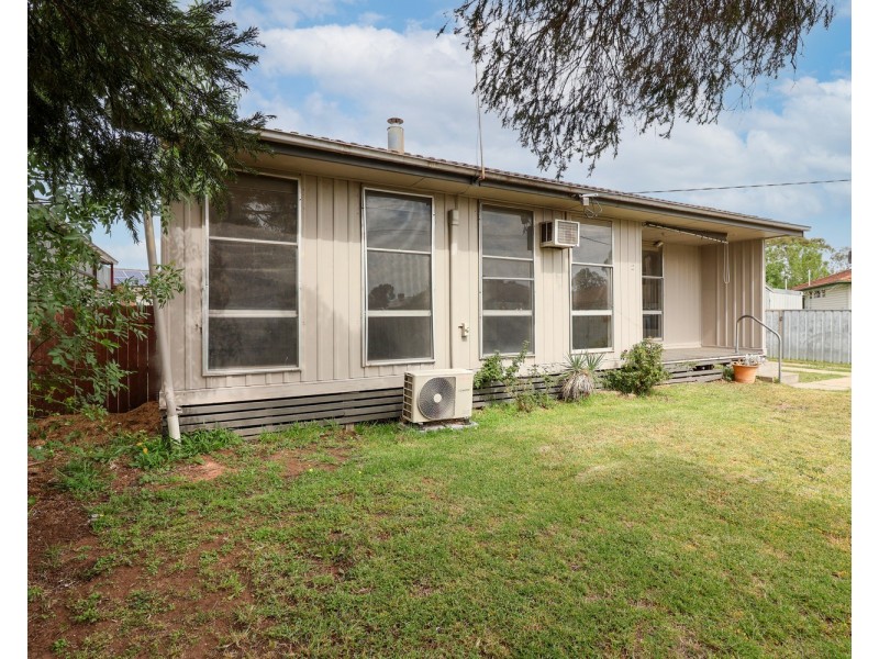 2 Harrison Crescent, Swan Hill VIC 3585