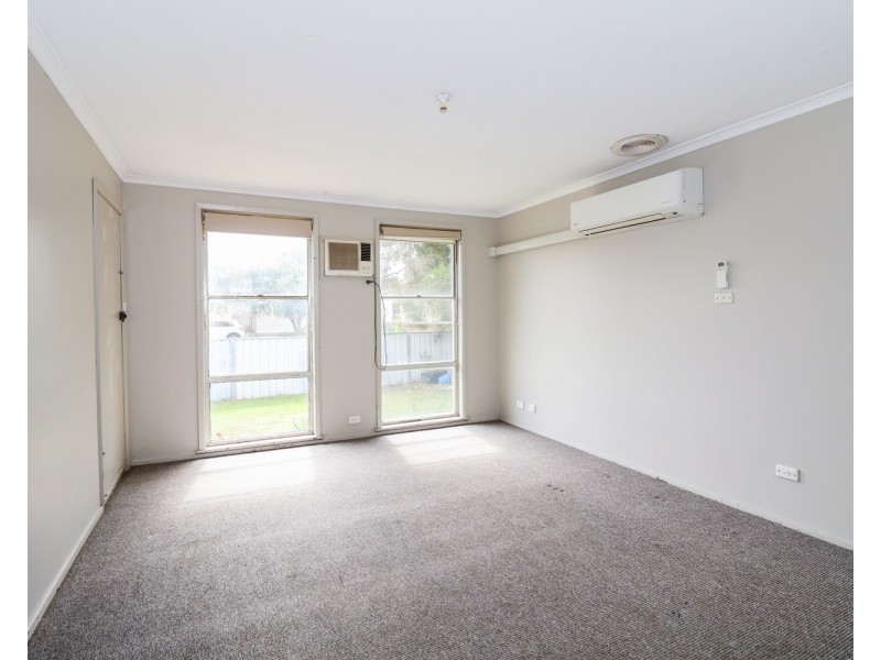 2 Harrison Crescent, Swan Hill VIC 3585