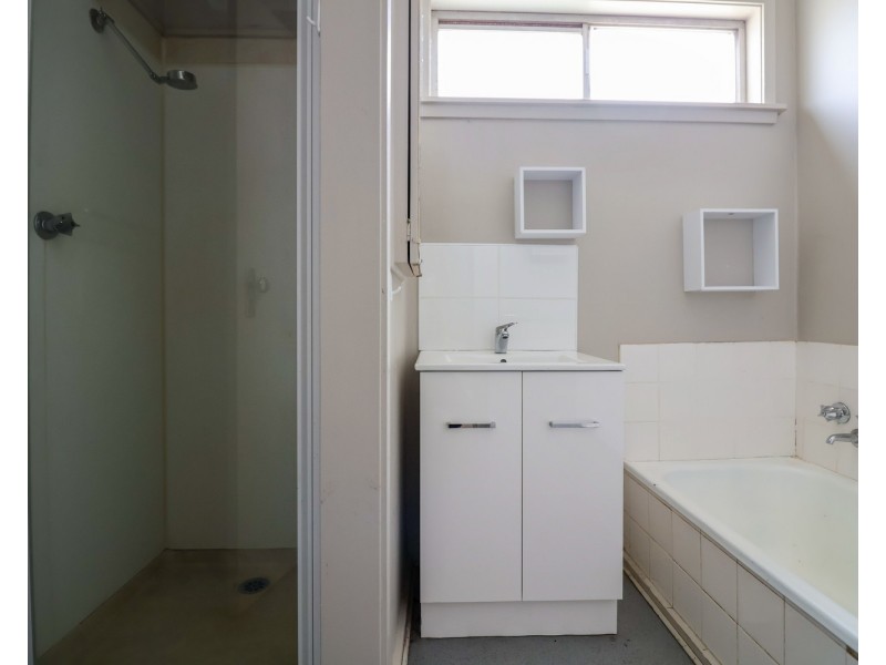 2 Harrison Crescent, Swan Hill VIC 3585