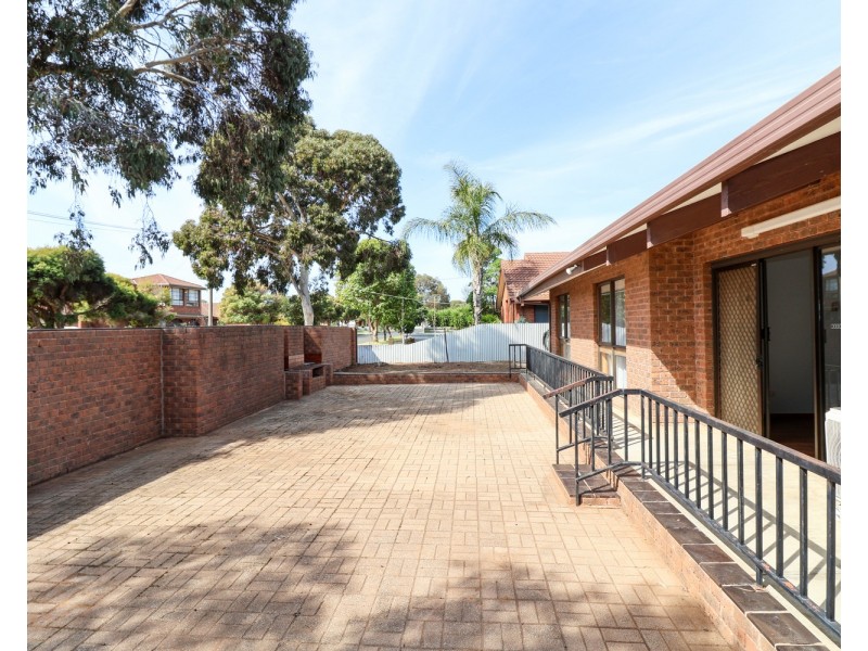 11 Cobham Avenue, Swan Hill VIC 3585