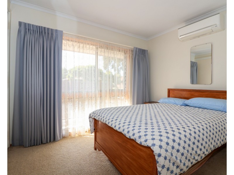 11 Cobham Avenue, Swan Hill VIC 3585