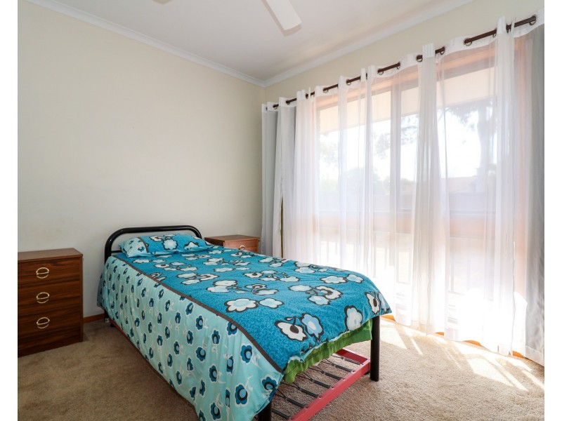 11 Cobham Avenue, Swan Hill VIC 3585