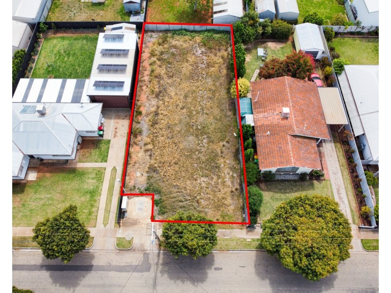 24 Donnington Street, Swan Hill VIC 3585