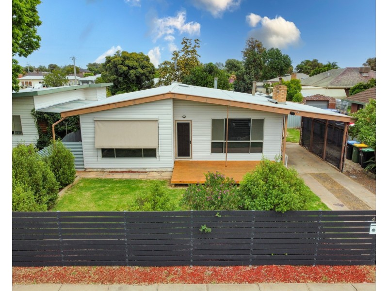 42 Murlong Street, Swan Hill VIC 3585