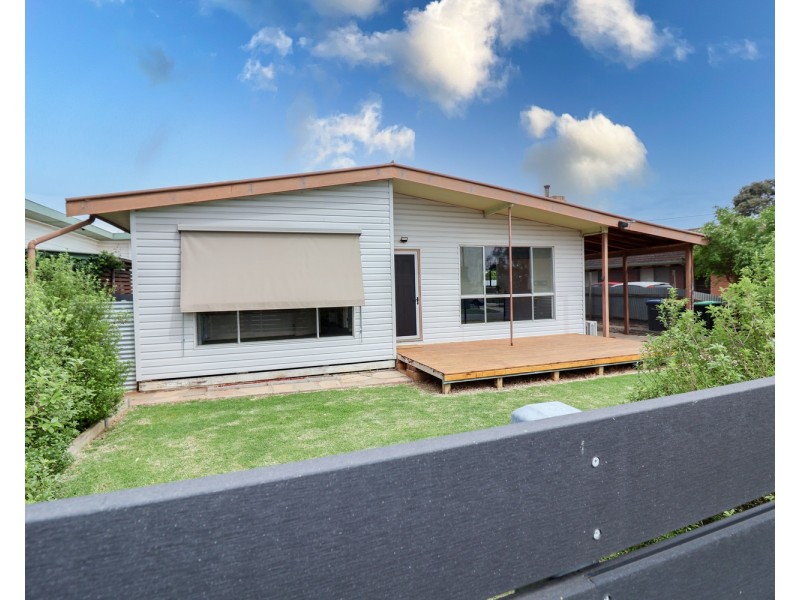 42 Murlong Street, Swan Hill VIC 3585