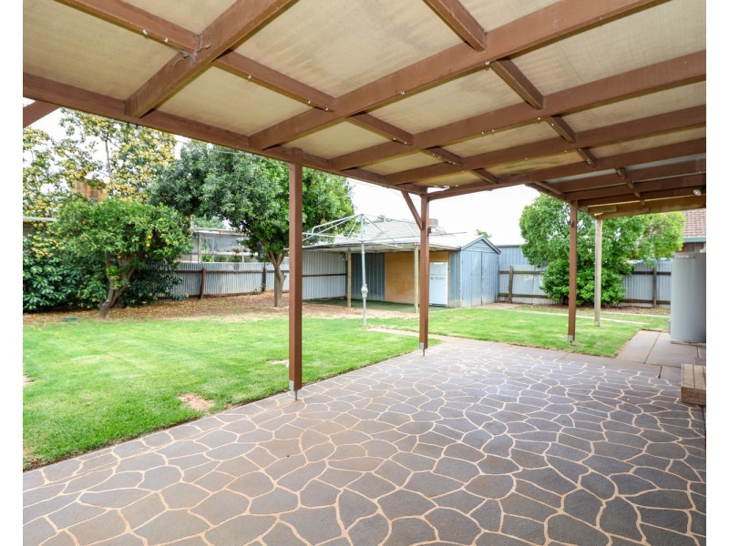 42 Murlong Street, Swan Hill VIC 3585