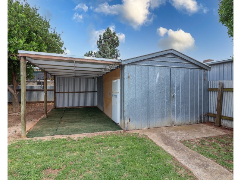 42 Murlong Street, Swan Hill VIC 3585