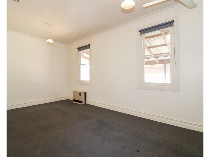 24 Gray Street, Swan Hill VIC 3585