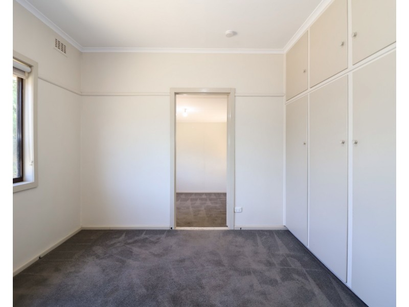 27 Leigh Street, Nyah West VIC 3595