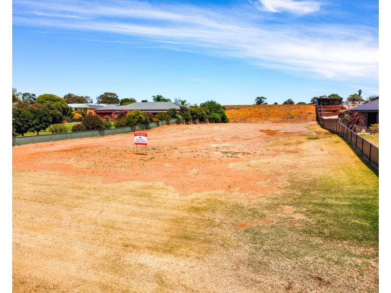 319 River Road, Nyah VIC 3594