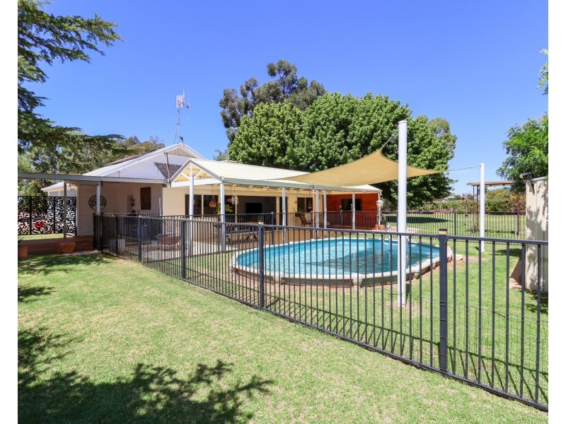 28 Hungerford Lane, Vinifera VIC 3591