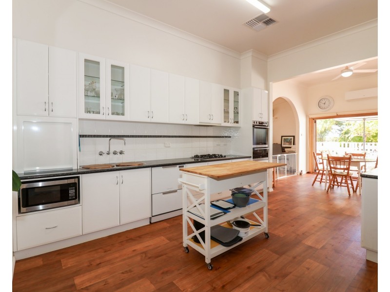 28 Hungerford Lane, Vinifera VIC 3591