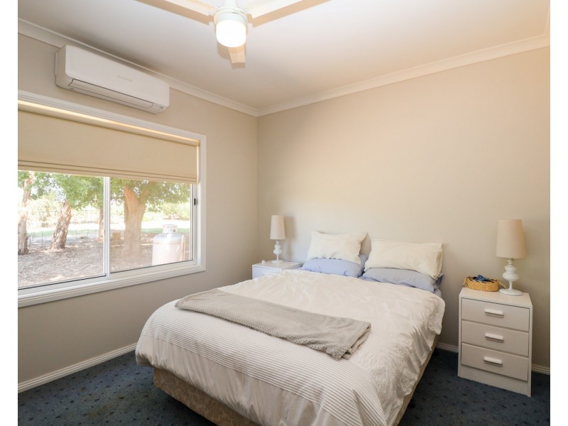 28 Hungerford Lane, Vinifera VIC 3591