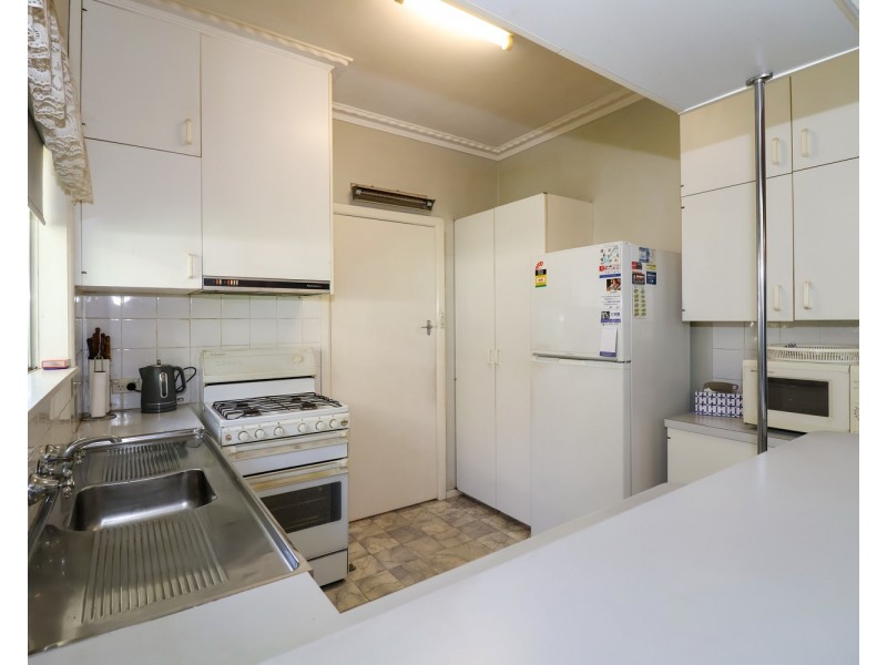 94 Thurla Street, Swan Hill VIC 3585