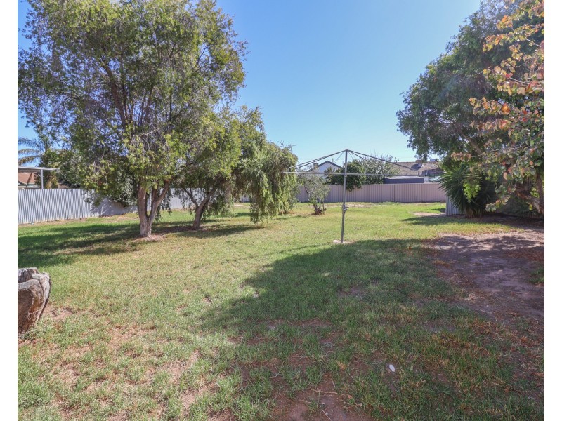 10 Murrull Avenue, Swan Hill VIC 3585