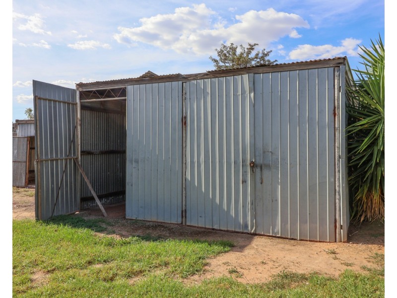 10 Murrull Avenue, Swan Hill VIC 3585