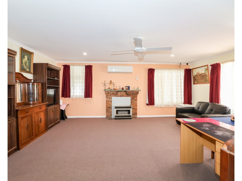 17 Boga Street, Lake Boga VIC 3584